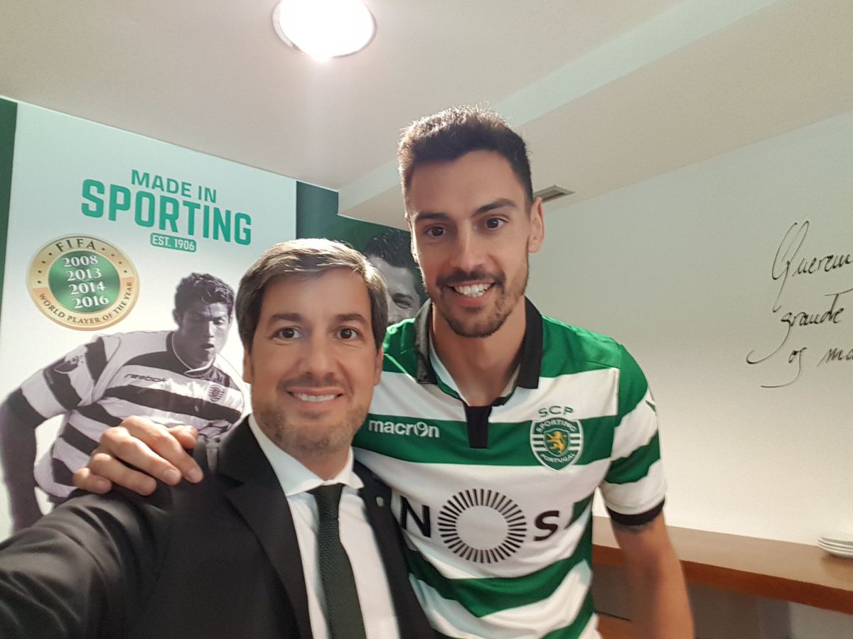 André Pinto assina pelo Sporting