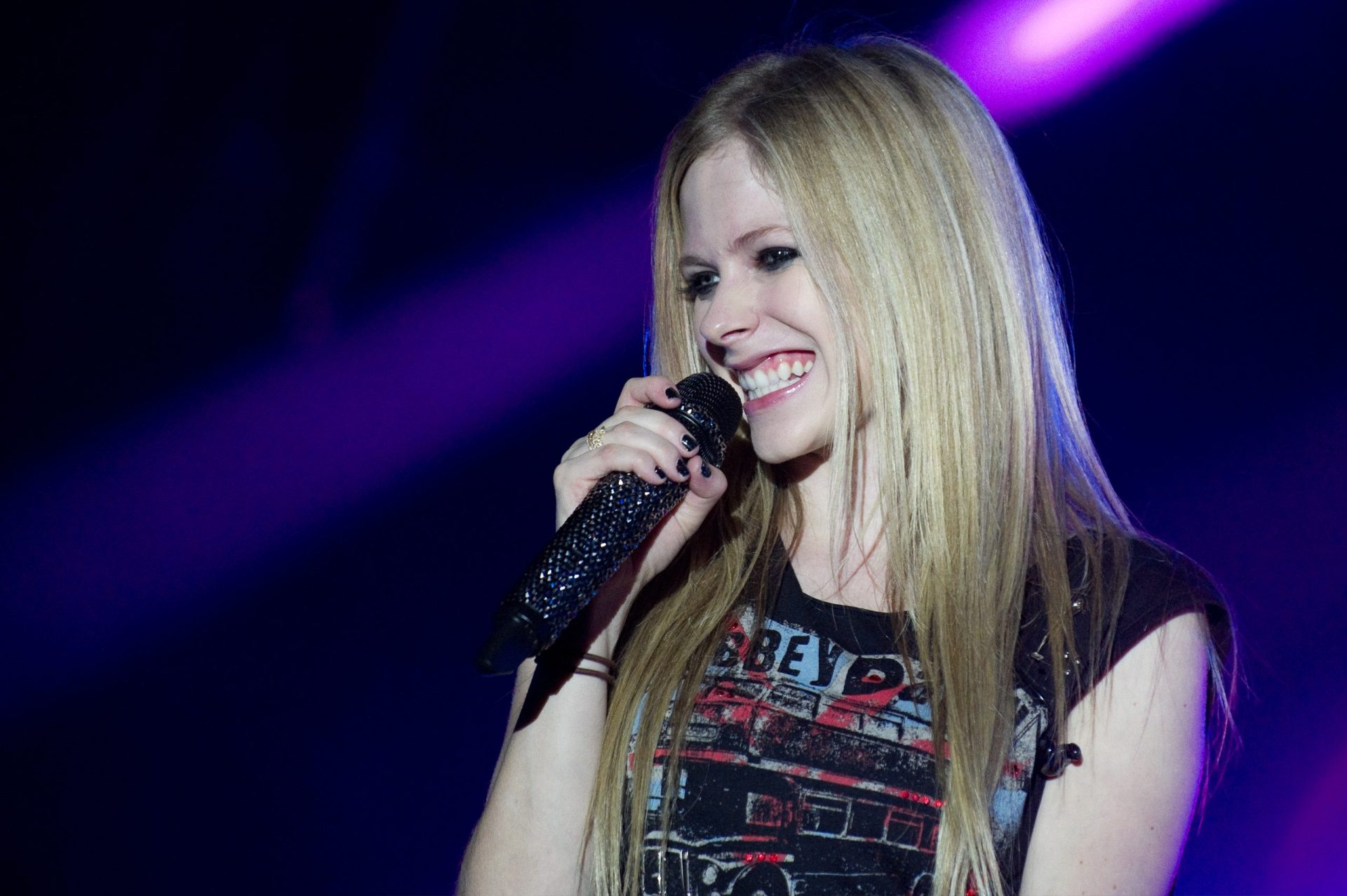 Avril Lavigne morreu? Os fãs dizem ter provas que sim