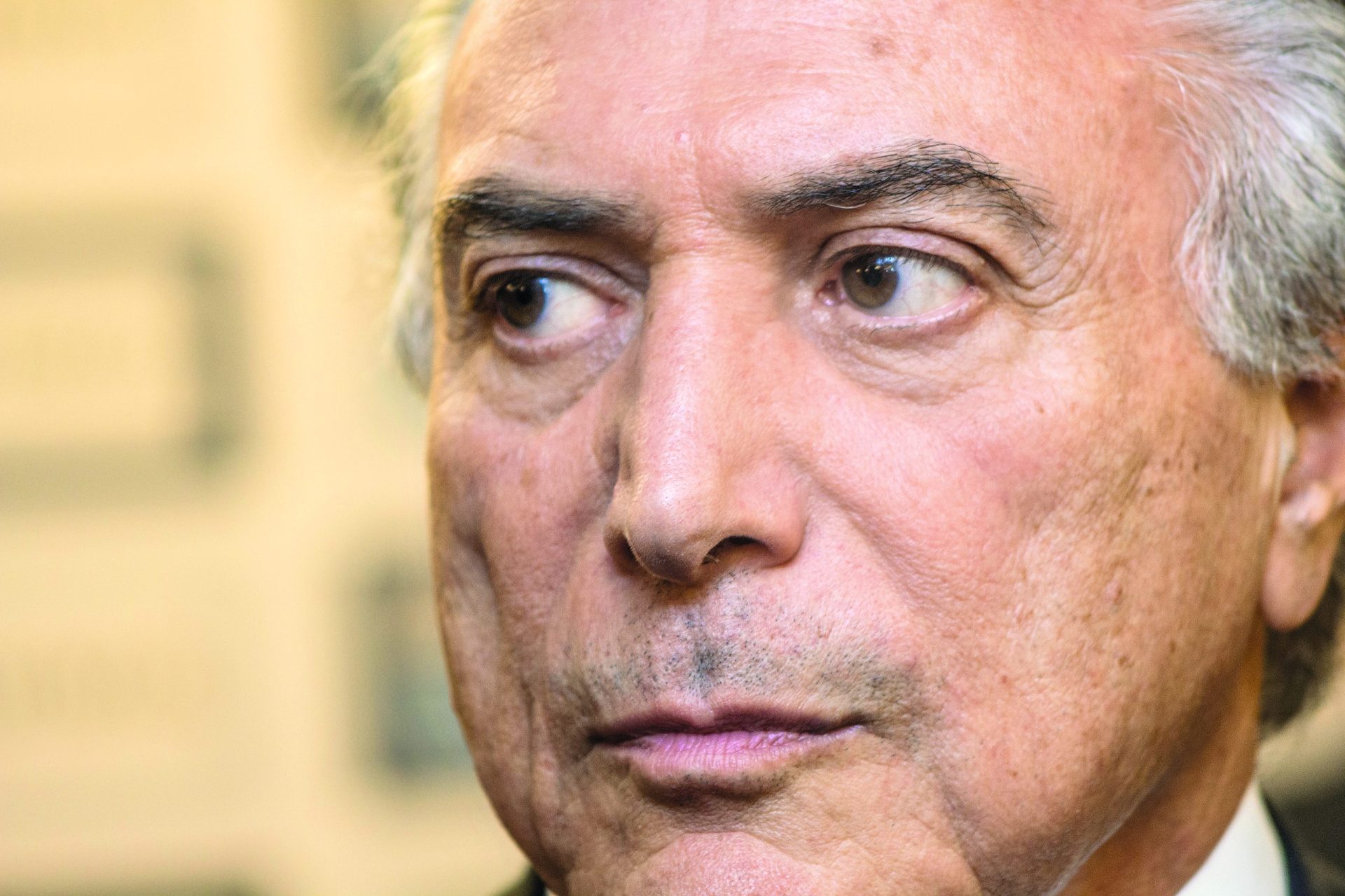 Presidente do Brasil gravado a autorizar suborno