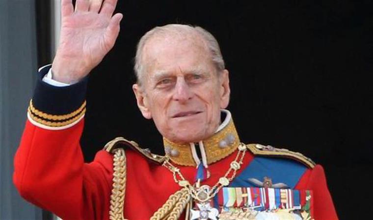 Jornal britânico The Sun anuncia morte de príncipe Filipe