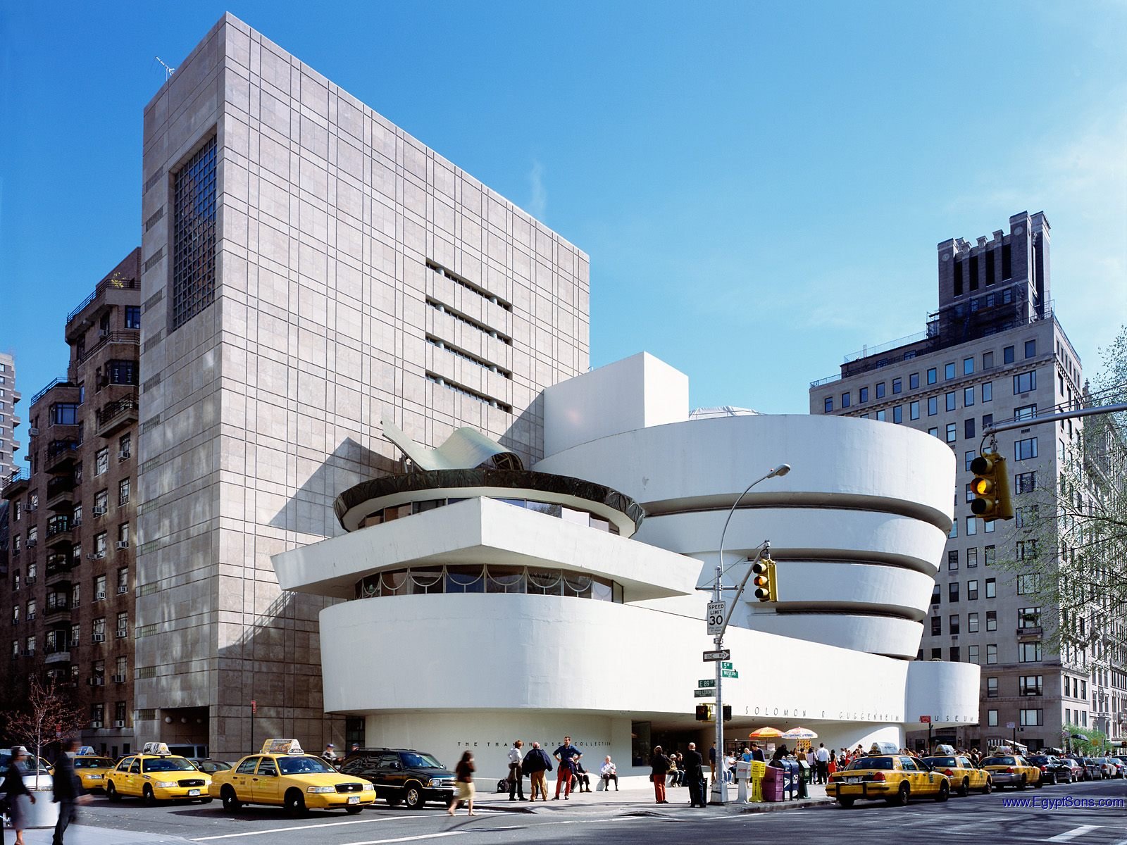 Museu Guggenheim disponibiliza de forma gratuita 200 livros e catálogos de arte moderna