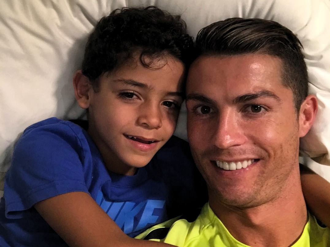 Cristiano Ronaldo foi pai de novo, agora de gémeos, mas a mãe não é Georgina Rodríguez