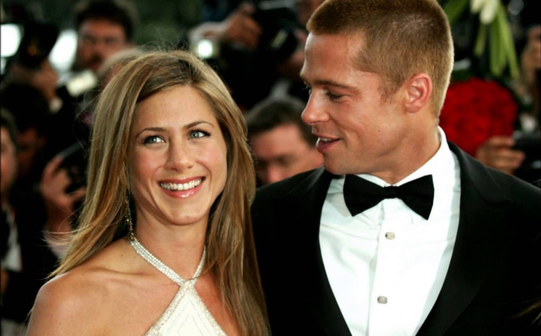 Brad Pitt pede desculpa a Jennifer Aniston