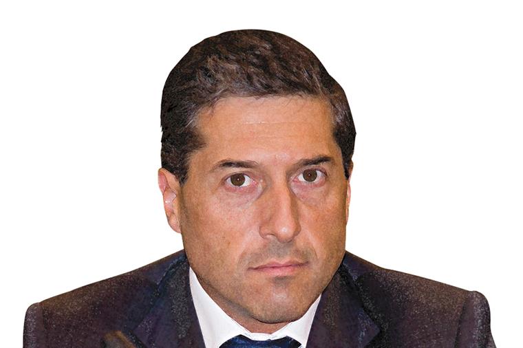 O trânsito está um inferno e não tinha de ser assim