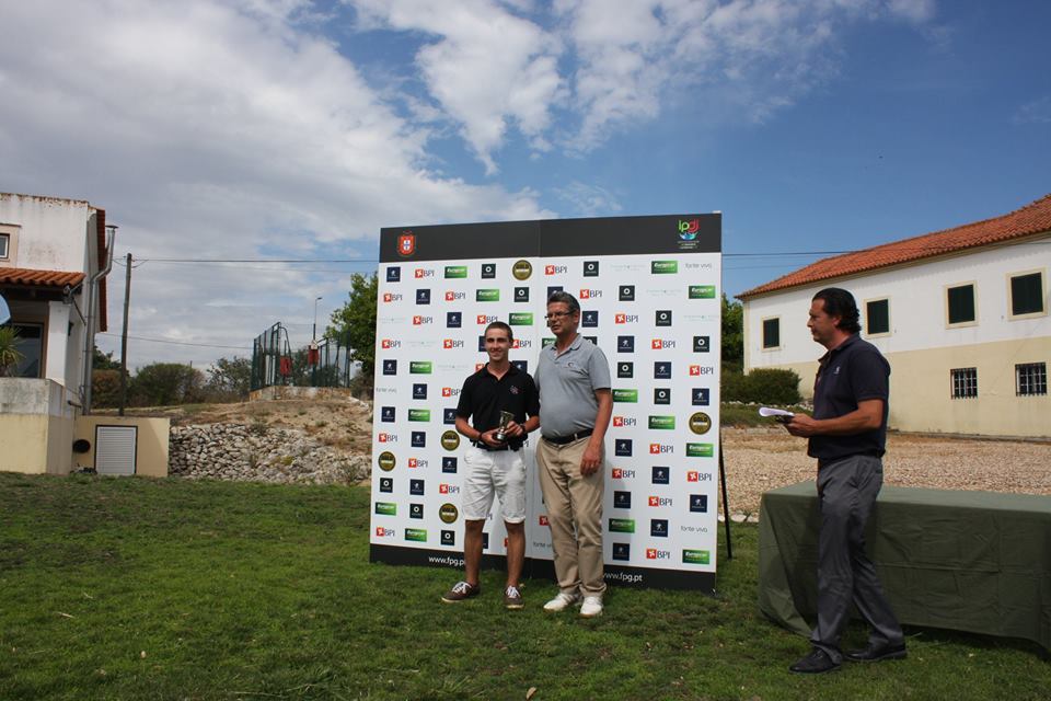 Golfe. Mafalda Brito vence em anos consecutivos