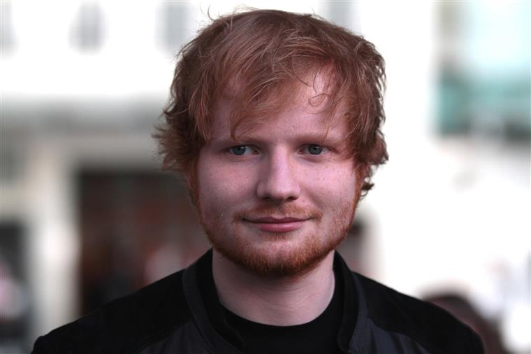 Ed Sheeran surpreende em “Carpool Karaoke” [Vídeo]