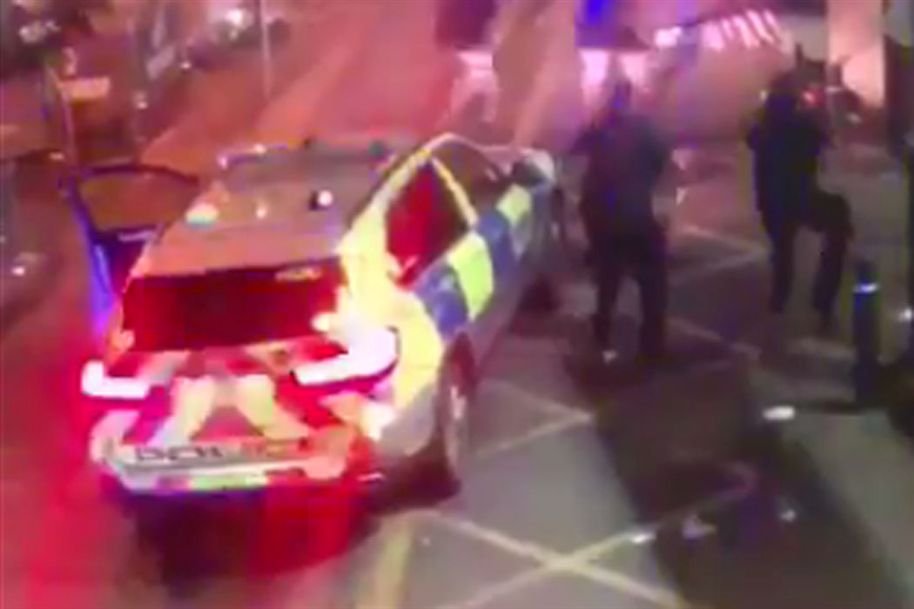 Vídeo mostra terroristas de Londres a serem abatidos