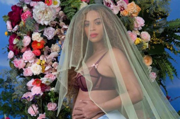 Beyoncé partilha primeira fotografia com os gémeos
