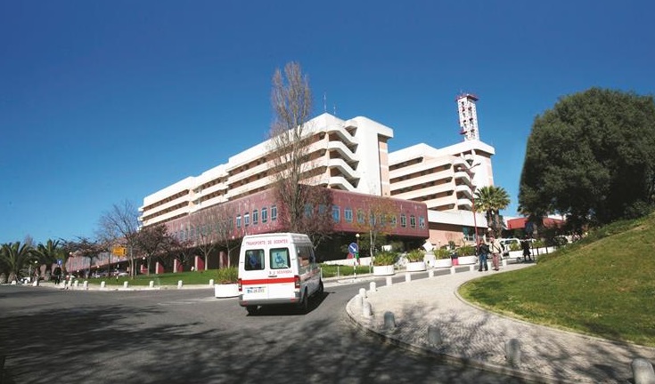 Enfermeira atacada à saída de hospital em Almada