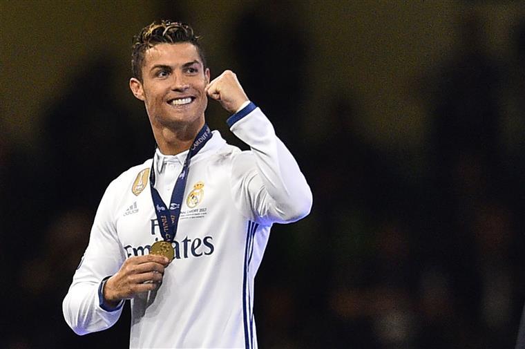 Cristiano Ronaldo ouvido em Madrid por suspeitas de fuga ao fisco
