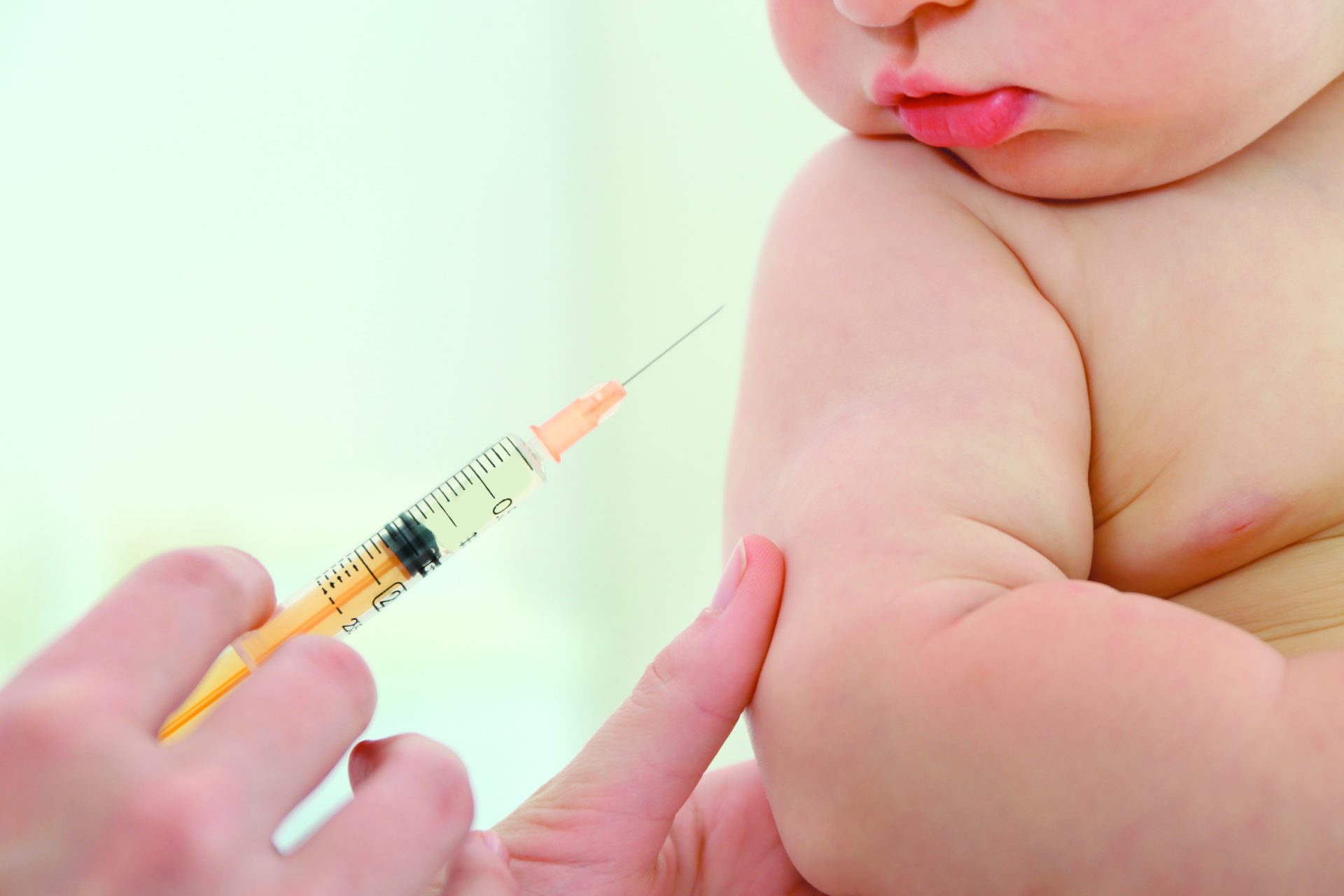 Campanha. DGS quer vacinar 200 mil pessoas contra o sarampo