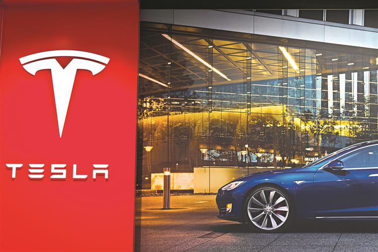 A Tesla já chegou a Portugal e está a recrutar