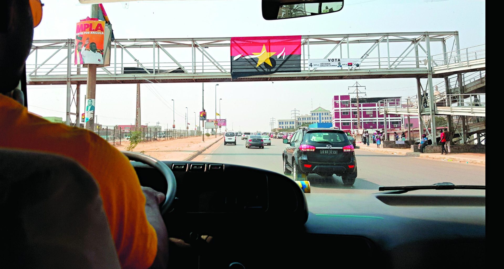 Angola. Um país em suspenso