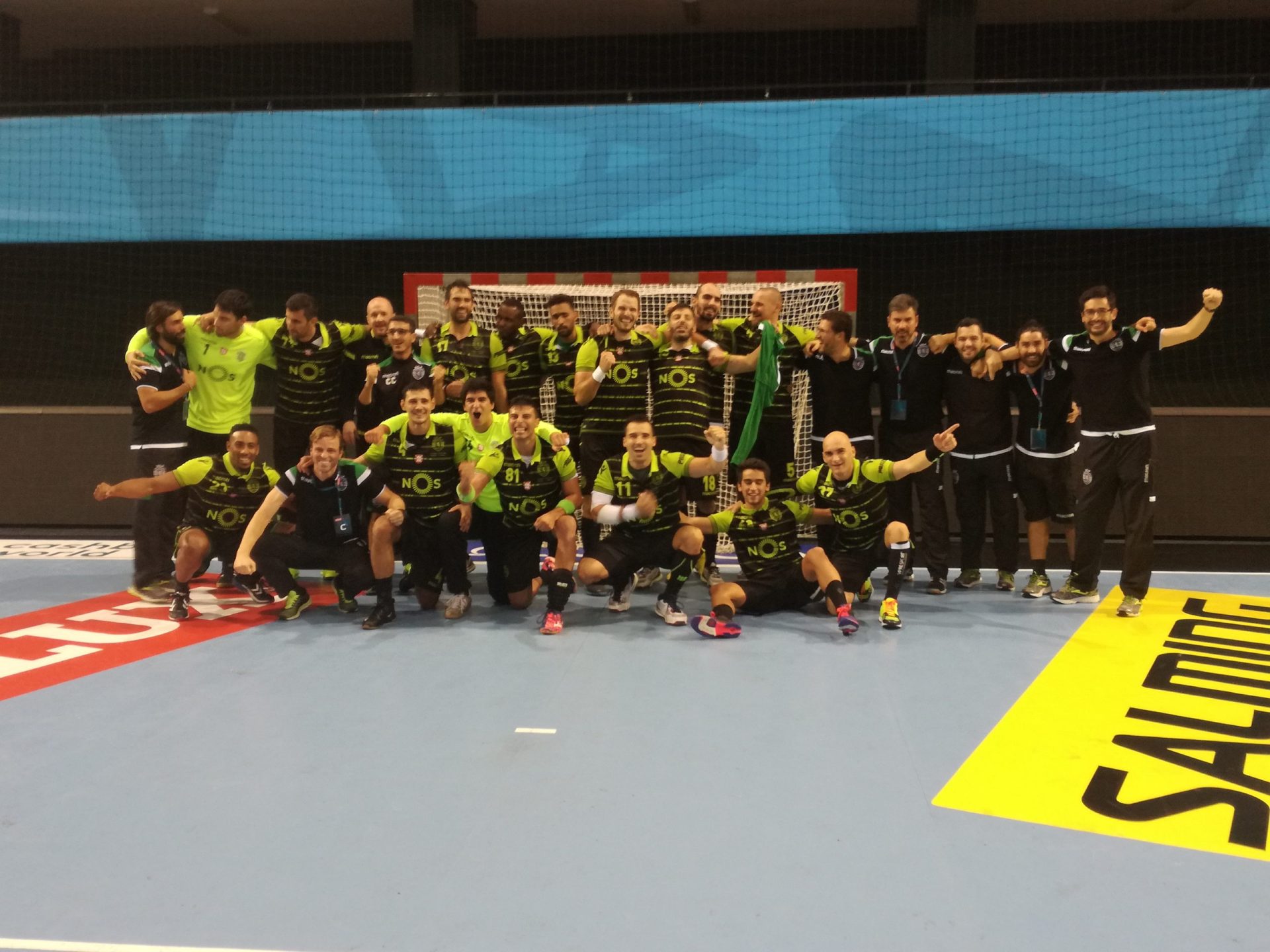 Andebol. Velux EHF Champions League: Leões conquistam lugar no Grupo D