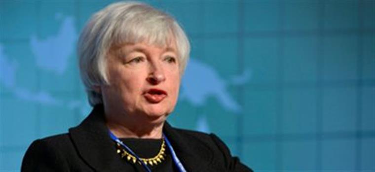Fed mantém juros e anuncia retirada de estímulos