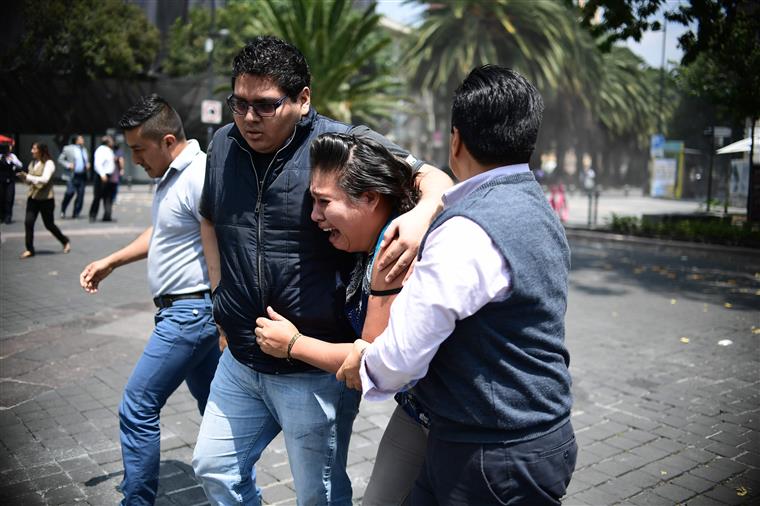 Sismo no México. Número de mortos aumenta para 273
