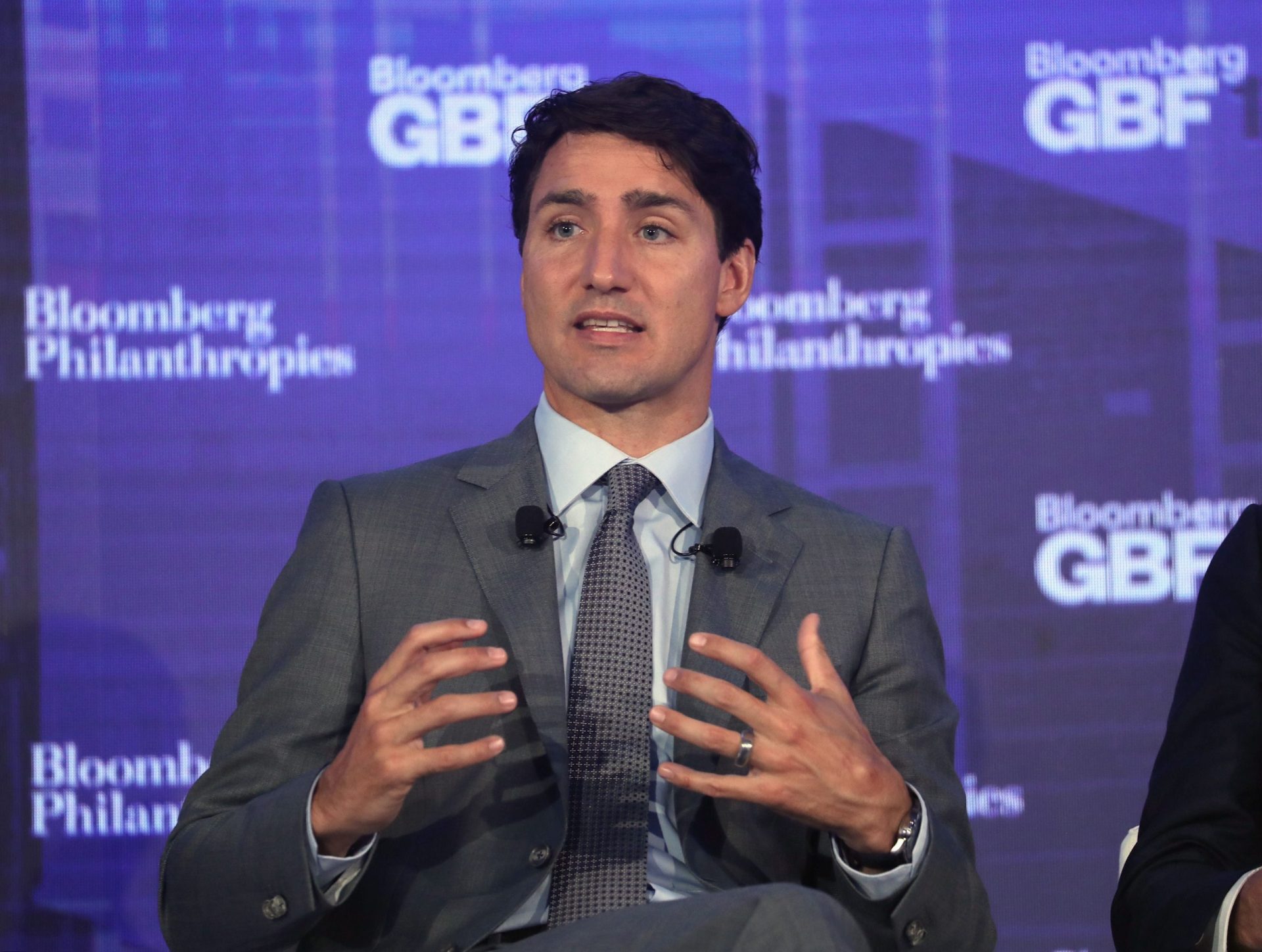 As meias do primeiro-ministro canadiano não passaram despercebidas em evento em Nova Iorque [FOTO]