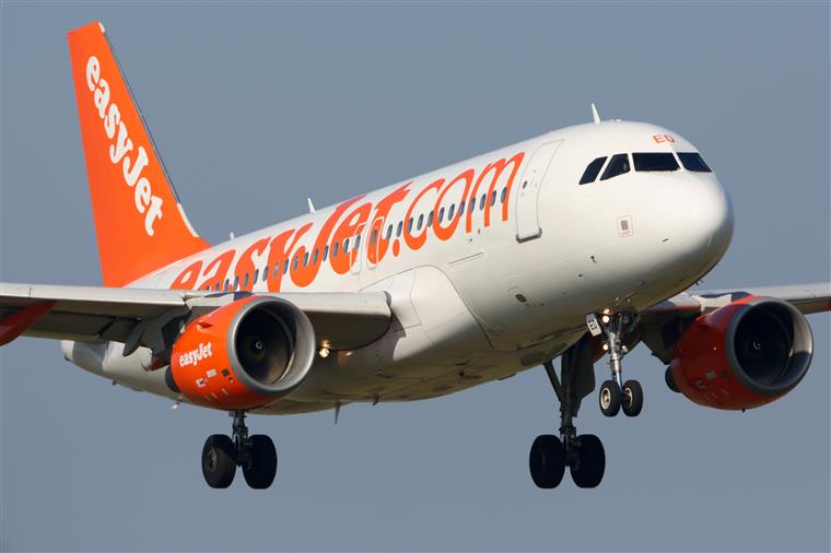 easyJet lança promoção com voos a 12,49 euros