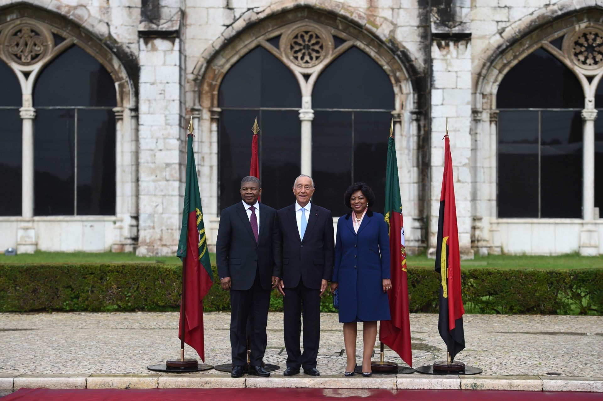 Marcelo dá boas-vindas ao Presidente de Angola