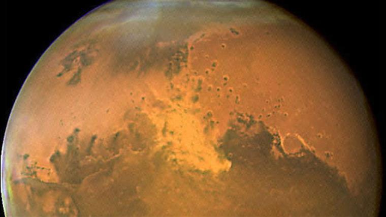 Reveladas primeiras imagens recolhidas em Marte pela sonda da NASA