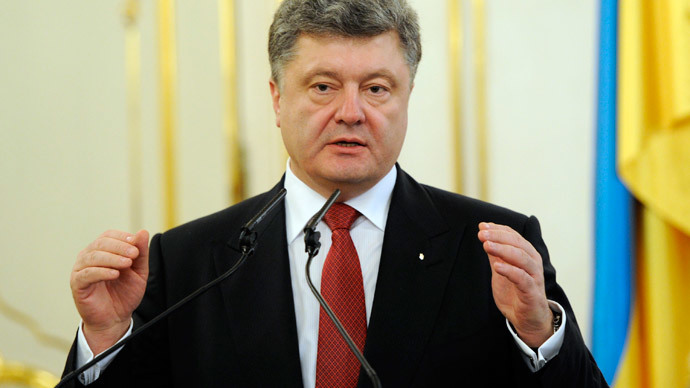 Presidente ucraniano acusa Rússia de aumentar drasticamente força militar na fronteira