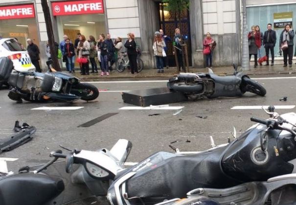 Homem perde controlo de carro em Barcelona e atropela várias pessoas