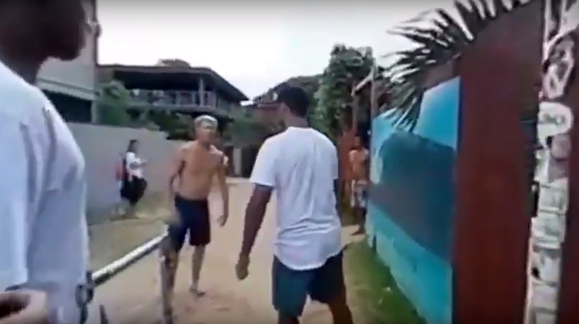 Agressões no Mundial de Surf entre brasileiro e havaiano | VÍDEO