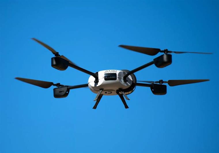 Drones proibidos junto a aeroportos portugueses durante o dia de amanhã