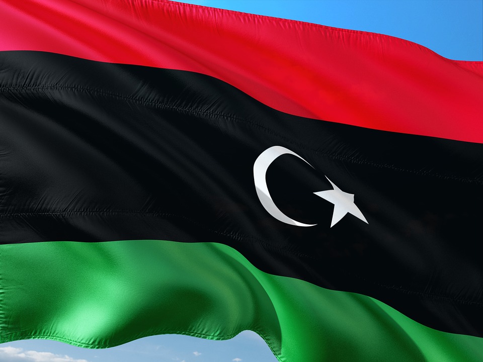 Ataque a Ministério líbio faz três mortos e 21 feridos