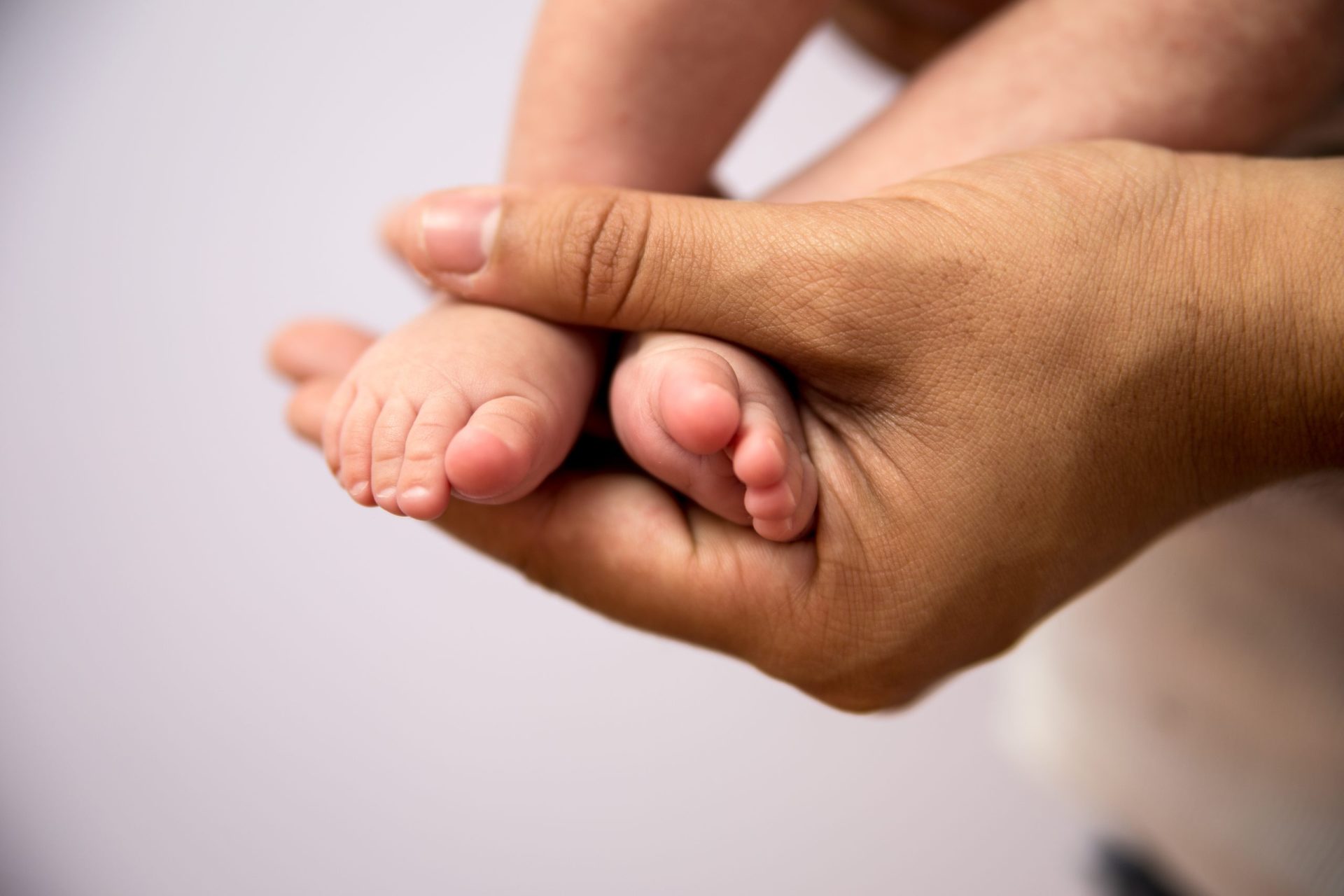 Bebé de grávida agredida pelo companheiro em Alverca já nasceu