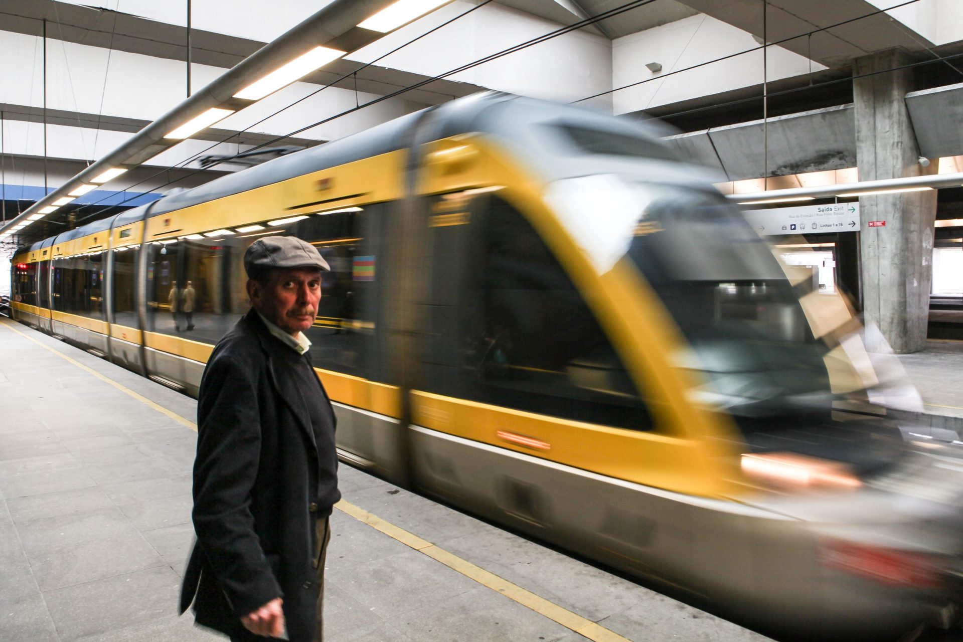 Metro do Porto prevê serviço “muito reduzido” devido a greve de amanhã