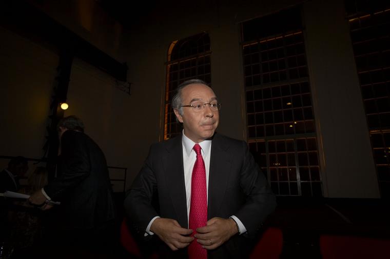 Passos Coelho “gostaria de voltar a ser primeiro-ministro”, diz Marques Mendes