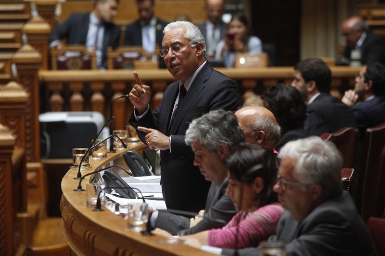 Costa elogia Negrão pelo regresso “à normalidade” parlamentar