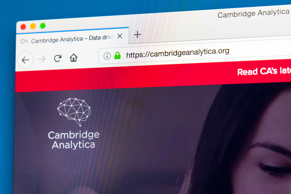 Quer saber se os seus dados do Facebook foram partilhados pela Cambridge Analytica?