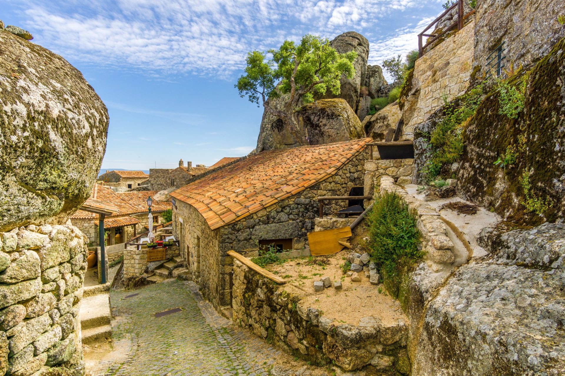 Esta é a aldeia mais invulgar de Portugal, diz a BBC