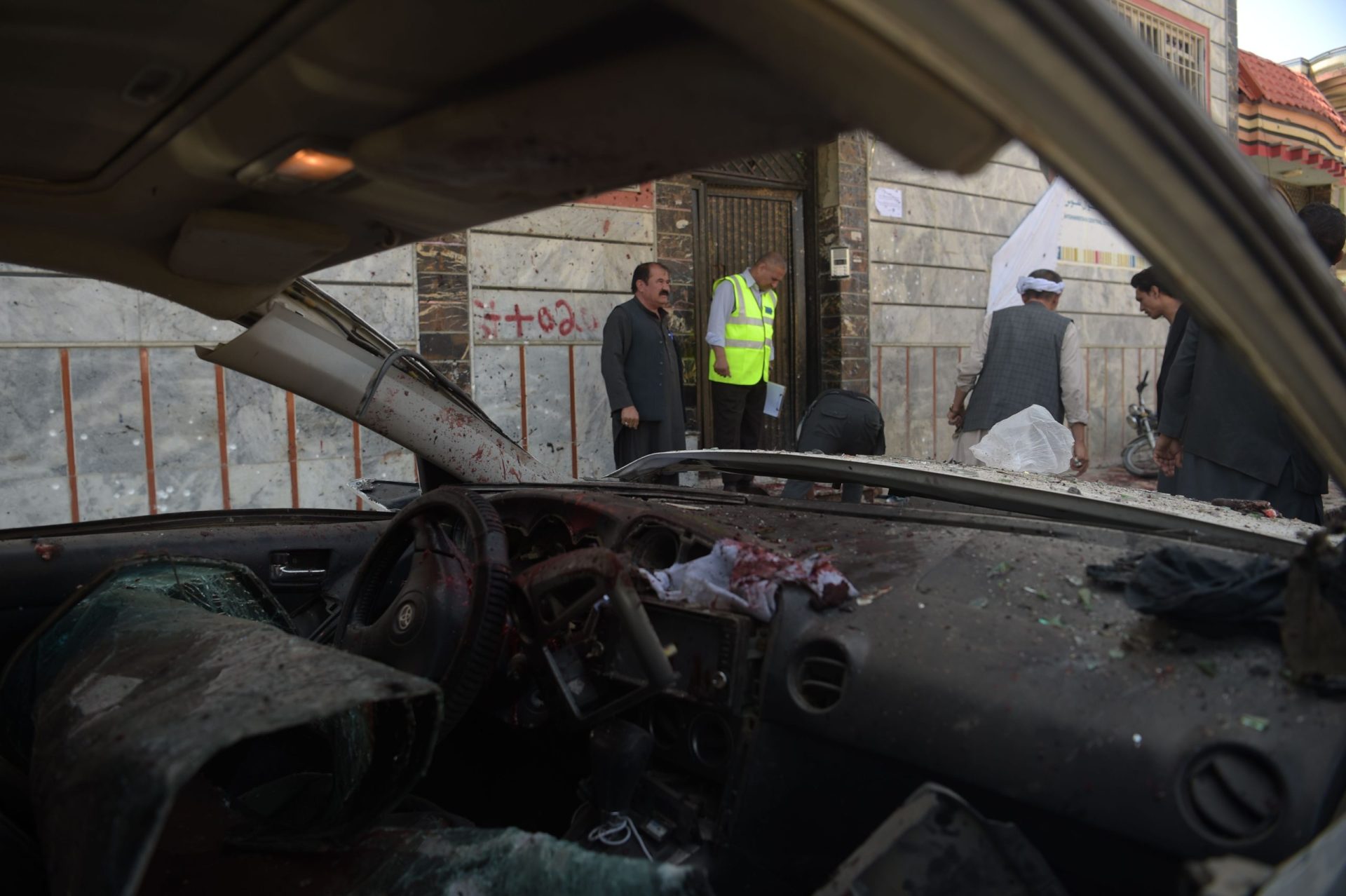 Número de mortos do ataque em Cabul sobe para 48