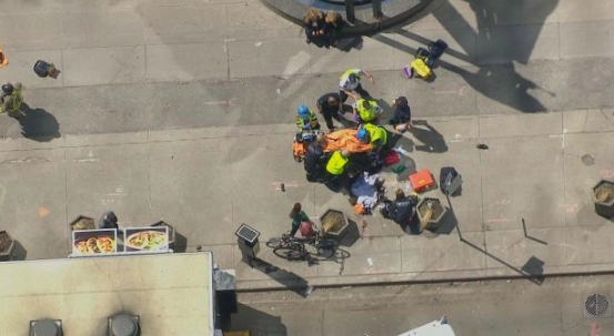 Carrinha atropela várias pessoas em Toronto e faz pelo menos 10 feridos