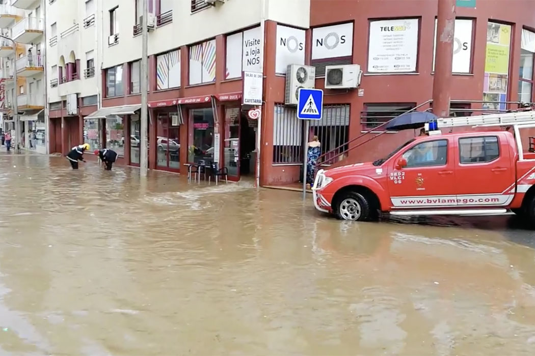 Mau tempo provoca inundações e quedas de árvores em Lamego, Armamar e Resende