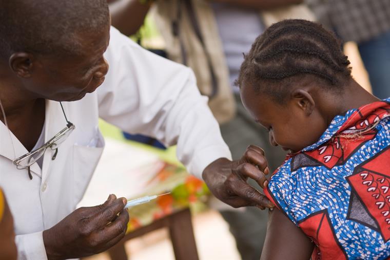 Japão atribui 600 mil euros à Unicef para combater Ébola na República Democrática do Congo