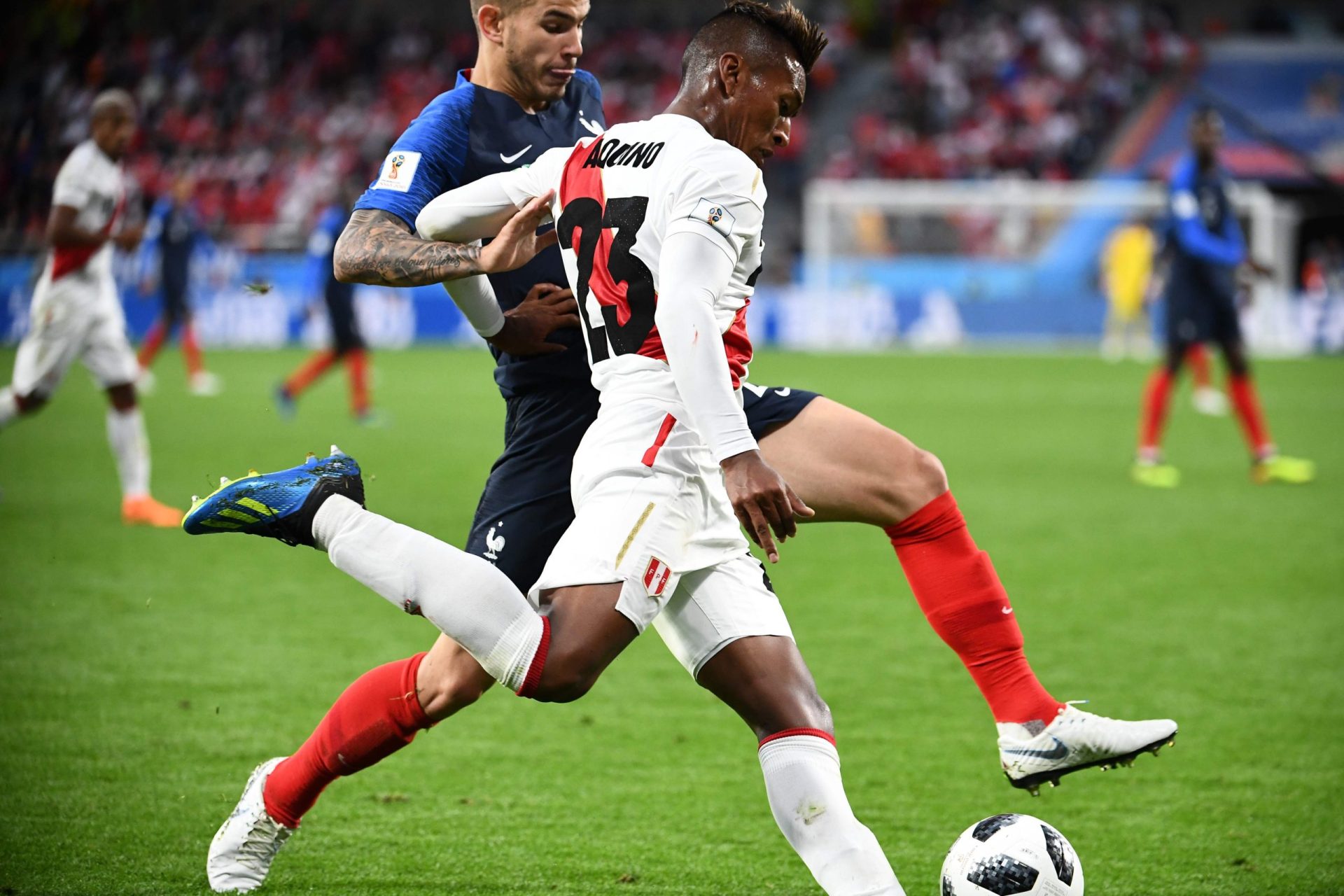 Mundial 2018. França bate o Perú por 1-0 e garante acesso aos oitavos de final