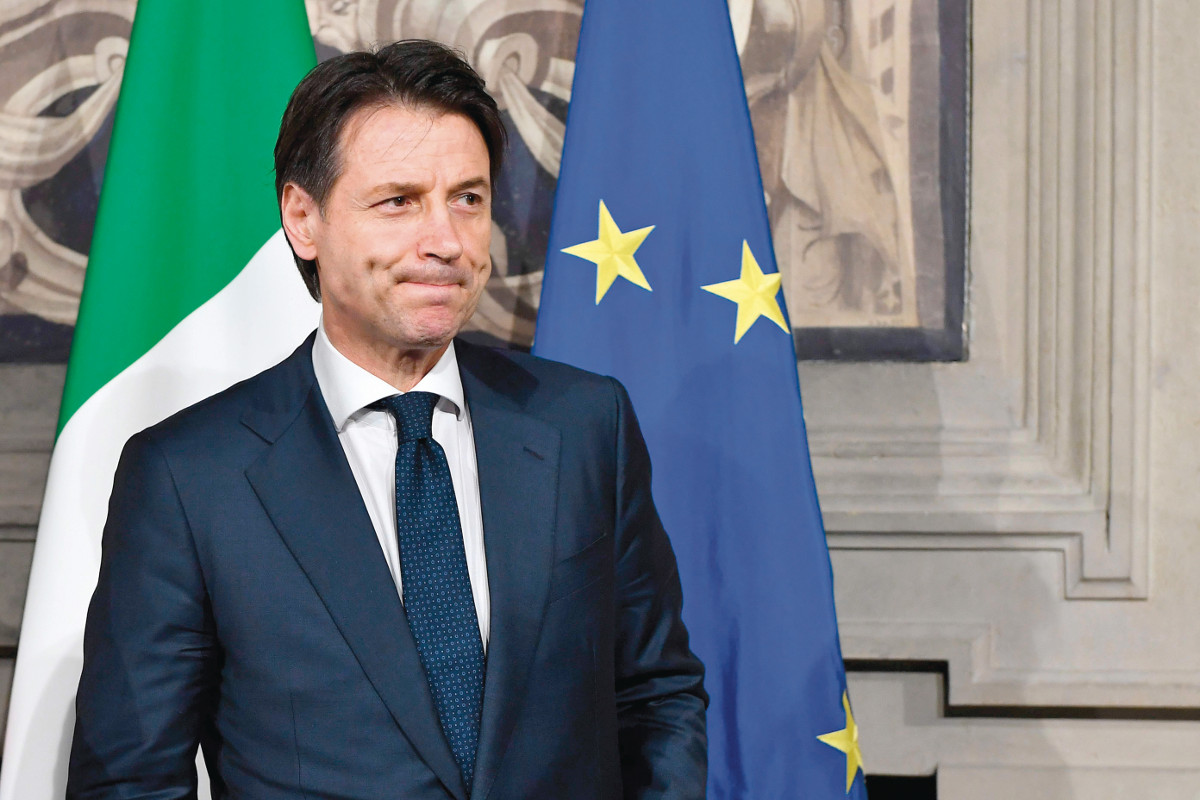 Itália já tem Governo, com Di Maio superministro e Salvini no Interior
