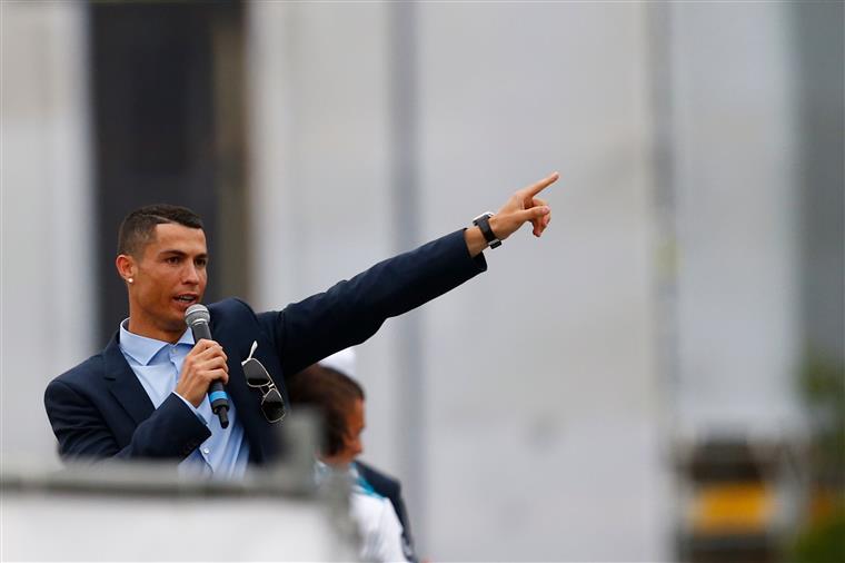 Ronaldo já está nas instalações da Juventus| VÍDEO