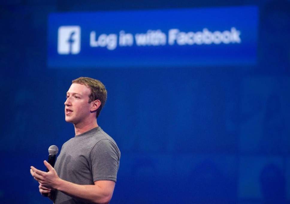 Facebook vai remover informações falsas e violentas, mas não a negação do Holocausto