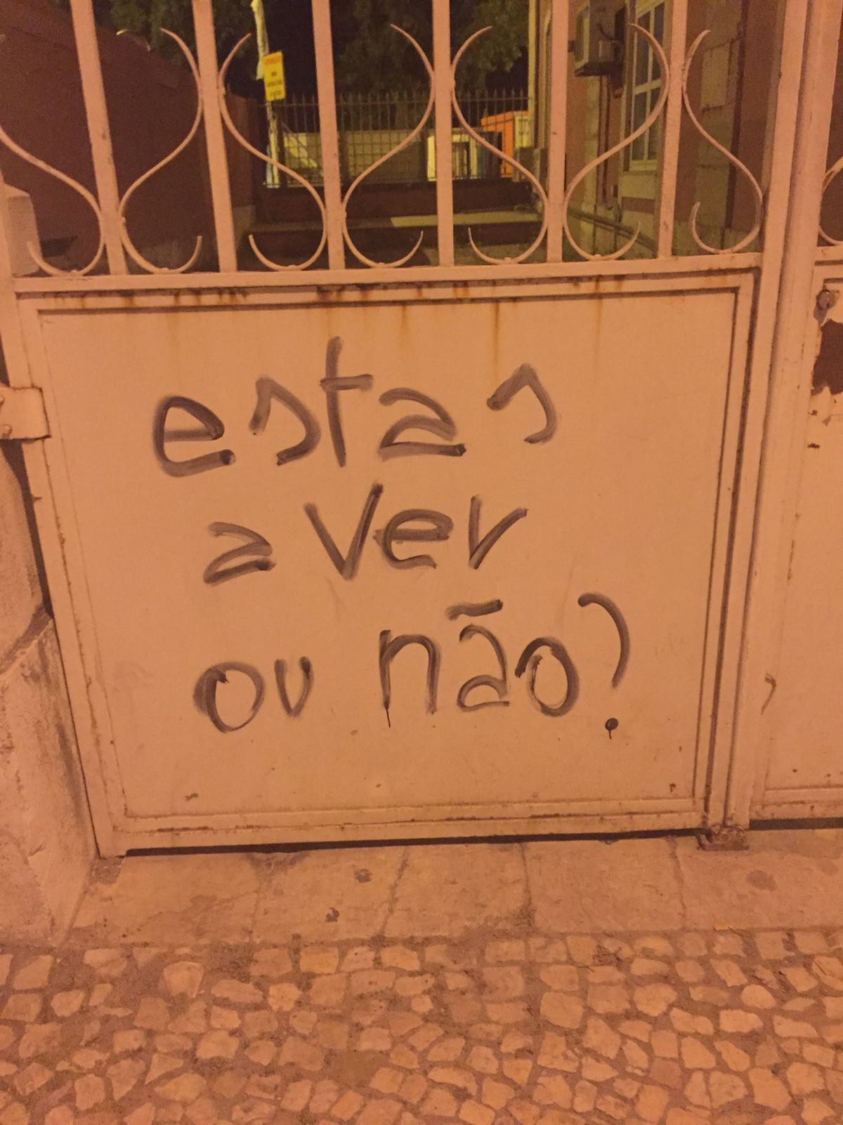 «Estás a ver ou não?»