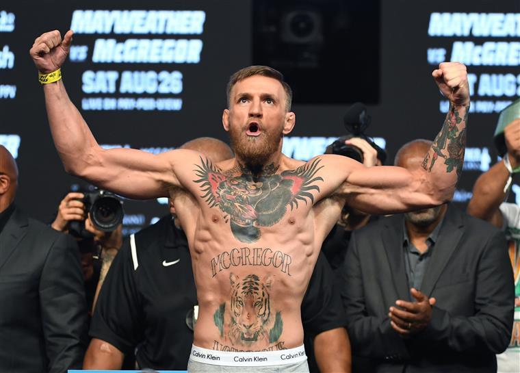 McGregor declara-se culpado em tribunal pelo ataque a autocarro que transportava outros lutadores