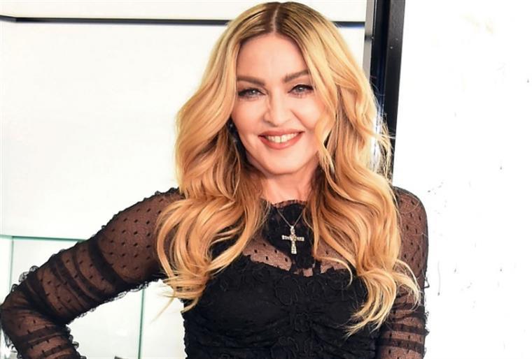 Madonna posa para capa de revista internacional em Lisboa | Fotos