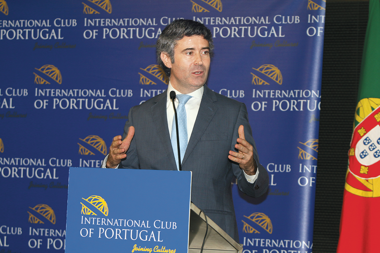 ‘Portugueses no mundo são fonte de internacionalização do país’