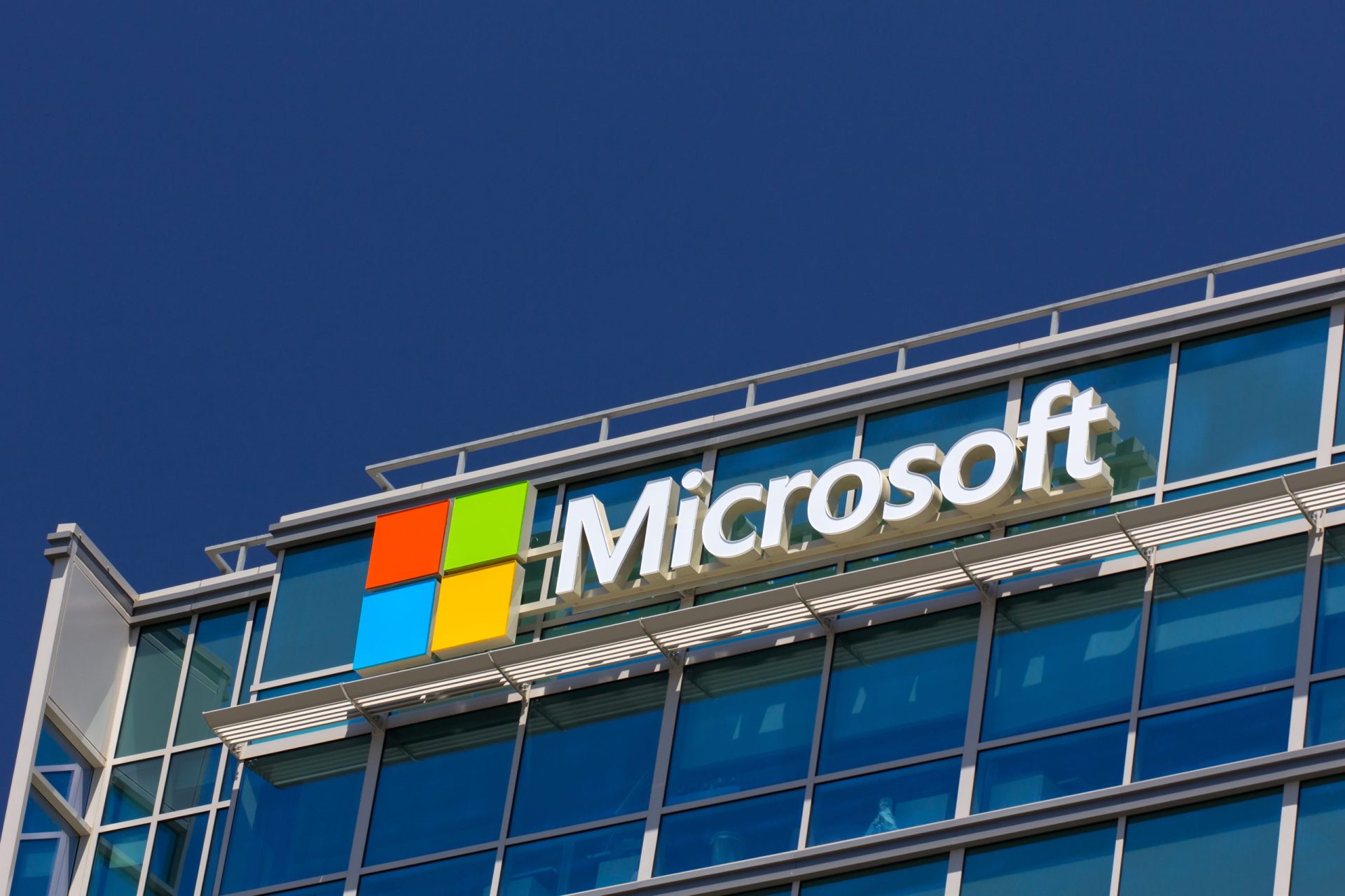 Microsoft deteta novos ataques de hackers a grupos políticos dos EUA