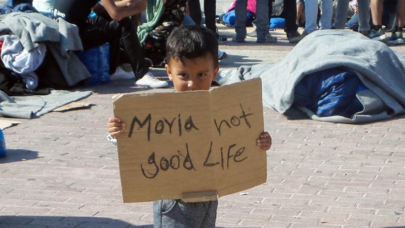Há crianças refugiadas na Grécia “que se tentam suicidar”
