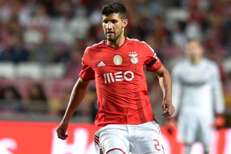 Lisandro López pode estar de saída do Benfica. Salvio já se despediu